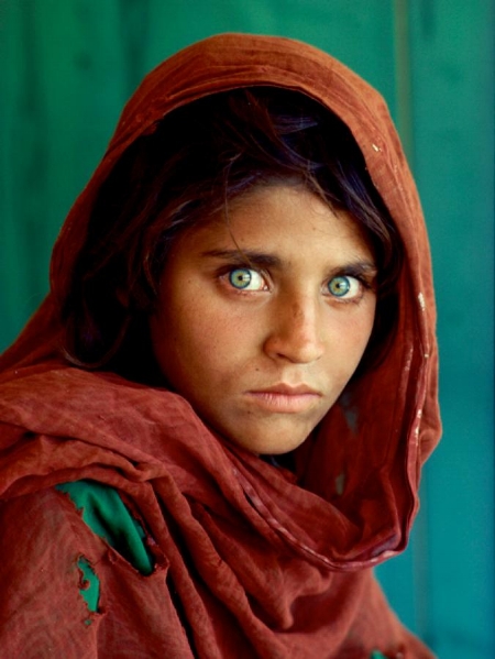  The portrait appeared on the cover of National Geographic  in June 1985 